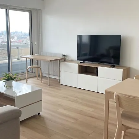 Apartment Sur Les Hauteurs De Belleville 19