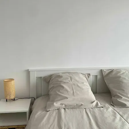 Sur Les Hauteurs De Belleville 19 *